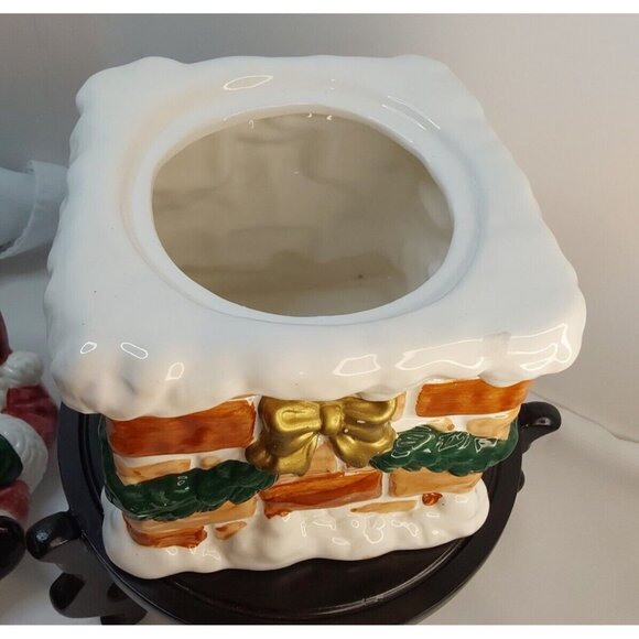 WORLD BAZAR INC, SANTA CLAUSE COOKIE JAR MADE IN CHINA 11'X7'X7' SMALL CHIP SEE - Picture 6 of 7